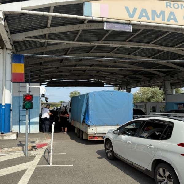 Participant la trafic depistat conducând un ansamblu rutier, deşi permisul de conducere deţinut nu îi conferea acest drept