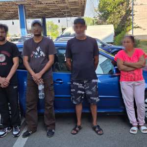 Doi cetățeni străini fără drept de a călători în spațiul Schengen, depistați de polițiștii de frontieră