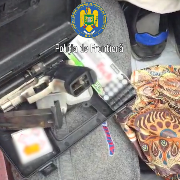 Pistol și muniție descoperite în urma unui control efectuat de polițiștii de frontieră giurgiuveni