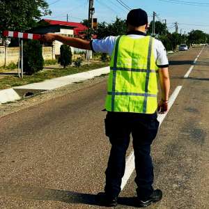 Depistat la volan fără permis de conducere cu ajutorul aplicației eDAC