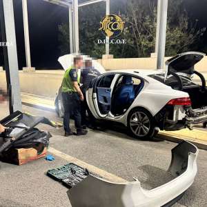 Bărbat prins în flagrant de poliţiştii de frontieră cu un kilogram de cocaină