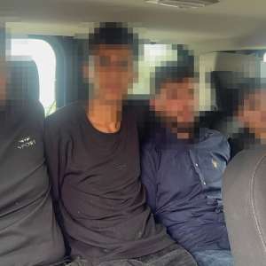 Paisprezece cetățeni străini fără drept de a călători în spațiul Schengen, depistați de polițiștii de frontieră de la frontiera de vest