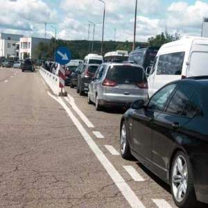 Remorcă fără drept de circulație pe teritoriul României, descoperită la ieșirea din țară