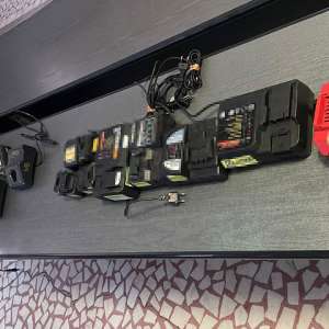 Echipamente de construcții în valoare de 40.000 euro, depistate într-un microbuz