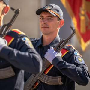 A 40-a promoție de elevi a Școlii Avram Iancu Oradea a depus jurământul militar, marcând începutul formării lor în Poliția de Frontieră