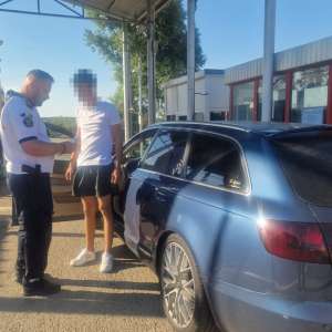 Permis de conducere „la ofertă”: 350 de euro și dosar penal la PTF Rădăuți Prut