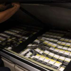 Aproximativ 60.000 țigarete ascunse, descoperite de polițiștii de frontieră giurgiuveni
