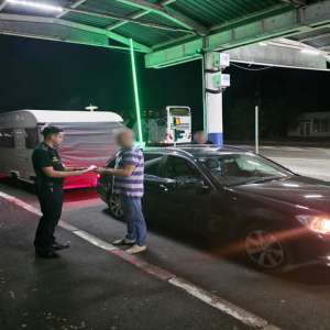 Rulotă neînmatriculată, descoperită la ieşirea din ţară în PTF Oancea