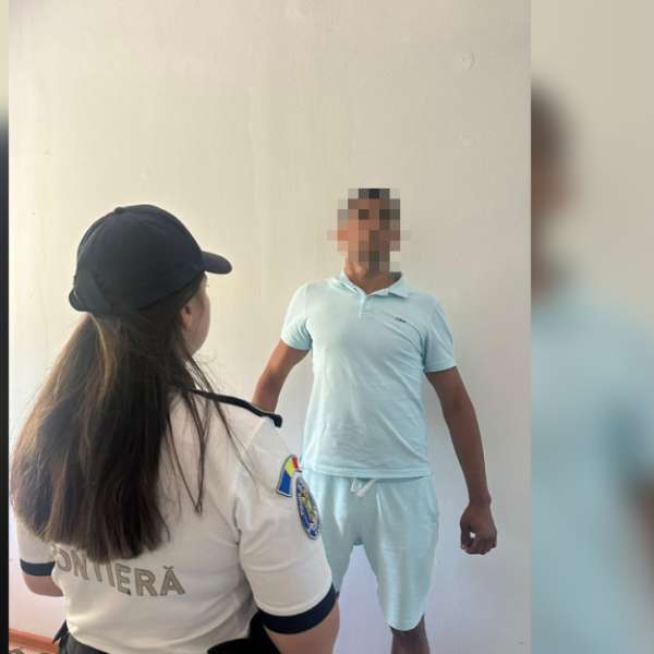Persoană urmărită internațional , depistată de polițiștii de frontieră din Giurgiu