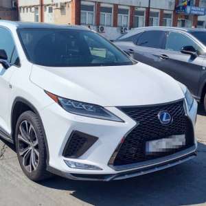 Autoturisme estimate la o valoare de 165.000 de euro, căutate de autorități europene, descoperite în Portul Constanța