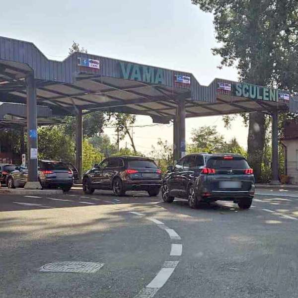Permis de conducere fals, descoperit la controlul de frontieră