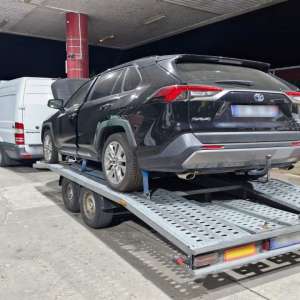 Autoturism furat, descoperit de polițiștii de frontieră botoșăneni