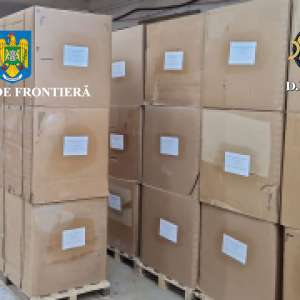 Fabrică de țigări clandestină descoperită de polițiștii de frontieră