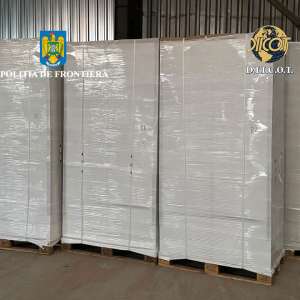 Fabrică de țigări clandestină descoperită de polițiștii de frontieră