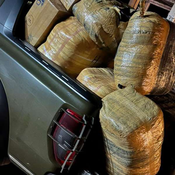 Mărfuri contrafăcute, descoperite de polițiștii de frontieră giurgiuveni - transport ilicit pe ruta Turcia-România