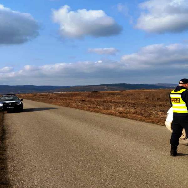 Depistat la volan, deşi avea dreptul de a conduce anulat