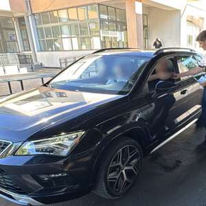 Autoturism neînmatriculat, descoperit în PTF Albiţa