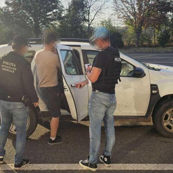 Agresor condamnat, căutat de autorități, descoperit și reținut în PTF Albița