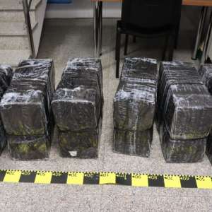 Țigarete în valoare de 58.000 lei confiscate la frontiera de nord