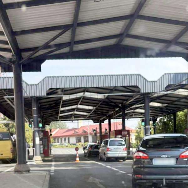 Autoturism radiat din circulație, descoperit de polițiștii de frontieră ieșeni