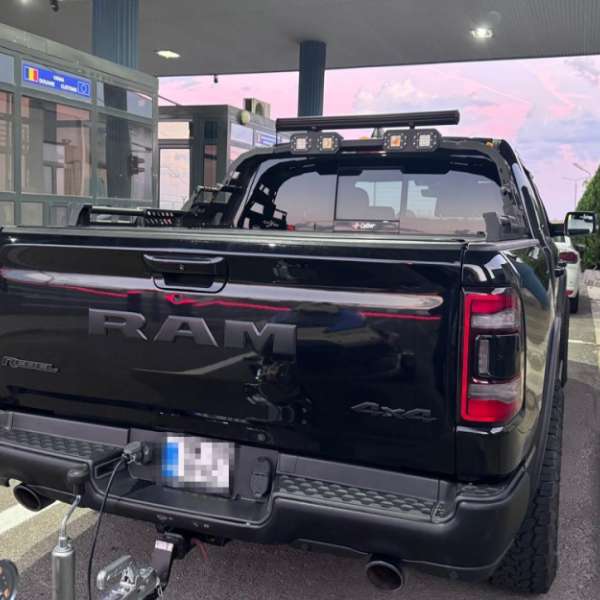 Autoturism căutat pentru confiscare de autoritățile din Canada, descoperit și indisponibilizat la frontieră
