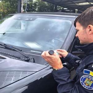 Autoturism în valoare de aproximativ 250.000 de lei,  căutat de autoritățile din Slovacia, descoperit la Sculeni