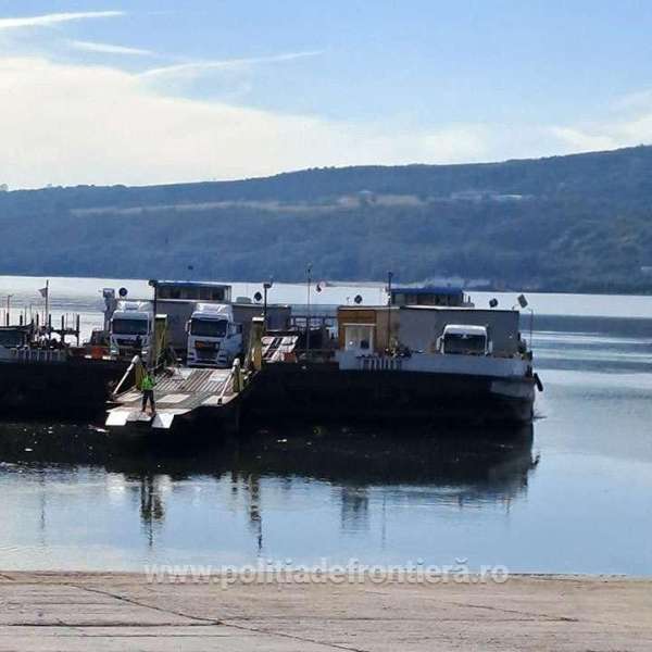 Reluarea activității feribotului Oryahovo–Bechet