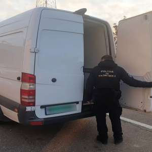 Autovehicul căutat de autoritățile din Norvegia, descoperit la Albiţa