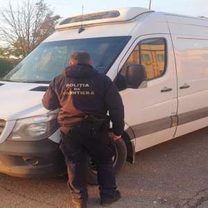 Autovehicul căutat de autoritățile din Norvegia, descoperit la Albiţa