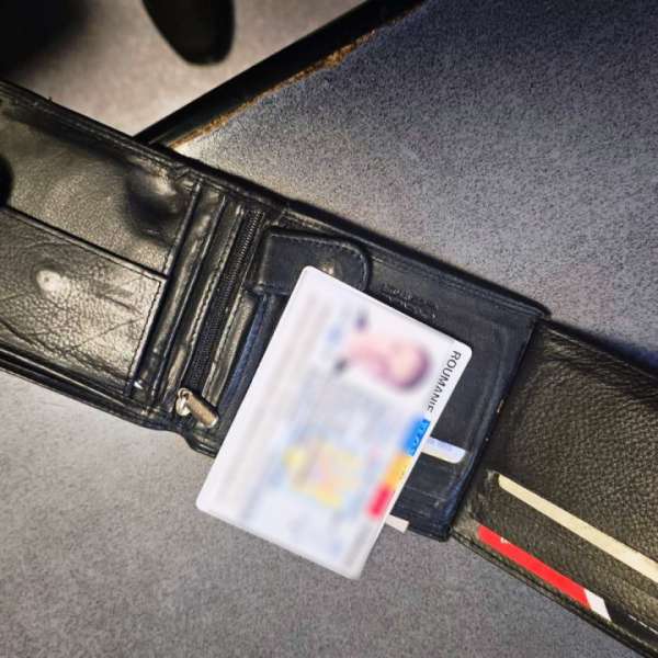 Carte de identitate falsă descoperită de polițiștii de frontieră ieșeni