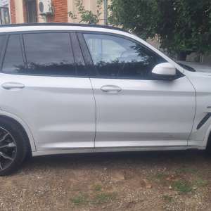 Trei autoturisme în valoare de 245.000 euro, căutate de autorități, descoperite de poliţiştii de frontieră