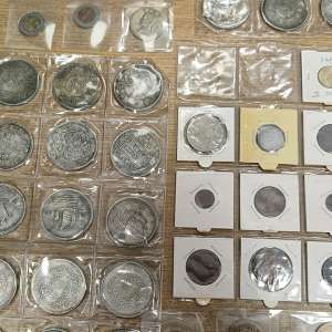 Dosar penal pentru un bărbat care transporta obiecte susceptibile a face parte din patrimoniul național cultural al unui stat străin