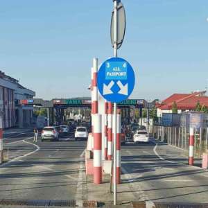 Permis de conducere românesc fals, descoperit la controlul de frontieră