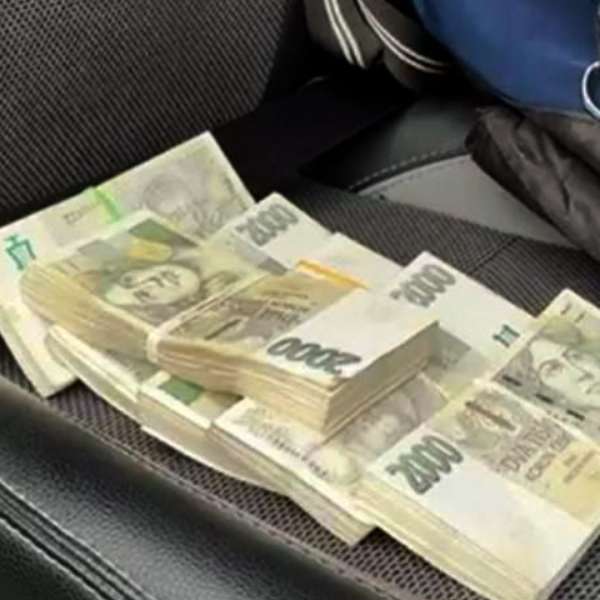 2,4 milioane de coroane cehe descoperite asupra unui ucrainean în PTF Halmeu