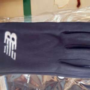 Articole de sezon susceptibile a fi contrafăcute, în valoare de aproximativ 1,4 milioane lei, confiscate de poliţiştii de frontieră din cadrul Gărzii de Coastă