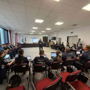 Polițiștii de frontieră specialiști în analiză de risc, participă la un curs interinstituțional de pregătire