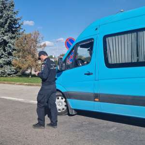 Un permis de conducere reținut și amenzi în valoare de peste 8.000 de lei