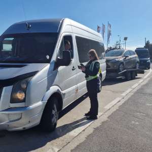 Un permis de conducere reținut și amenzi în valoare de peste 8.000 de lei