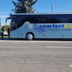 Un permis de conducere reținut și amenzi în valoare de peste 8.000 de lei