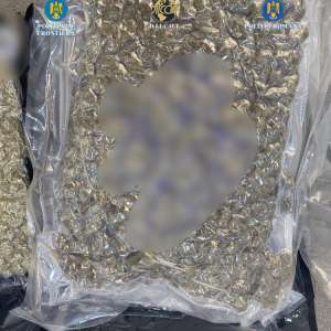 Aproximativ 22 de kilograme de canabis descoperite pe aeroportul Otopeni