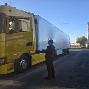 Freon, transportat într-un camion, fără autorizație, oprit la Albița