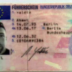 Permis de conducere fals cumpărat cu 700 de euro, descoperit de polițiștii de frontieră la Calafat