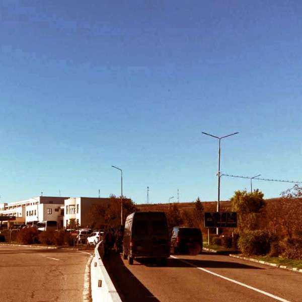 Microbuz cu număr fals de înmatriculare, oprit la ieșirea din țară la PTF Albița