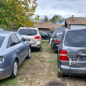 Autoturisme dezmembrate ilegal, descoperite de polițiștii de frontieră din Olt, în cooperare cu Garda de Mediu - Comisariatul Județean Olt