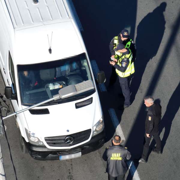 Acțiune cu forțe mărite la frontiera de vest: au fost aplicate sancţiuni contravenţionale în valoare de aproximativ 80.000 de lei