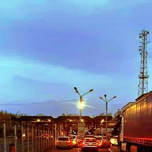 Semiremorcă neînmatriculată, descoperită la ieșirea din țară la PTF Sculeni