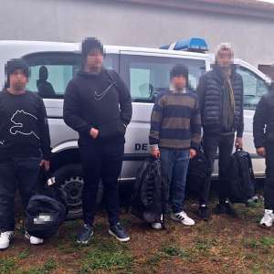 Cinci cetățeni turci  depistaţi la graniţa cu Serbia