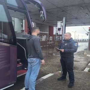 Permis de conducere fals, cumpărat cu 150 de euro, descoperit la Stânca