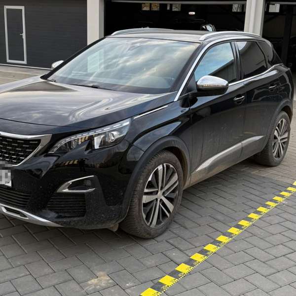 Autoturism, căutat de autoritățile franceze, oprit în trafic de polițiștii de frontieră vicoveni