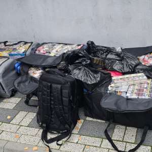 Peste 288.000 de țigarete scoase din circuitul ilegal al produselor accizabile de polițiștii de frontieră din Giurgiu